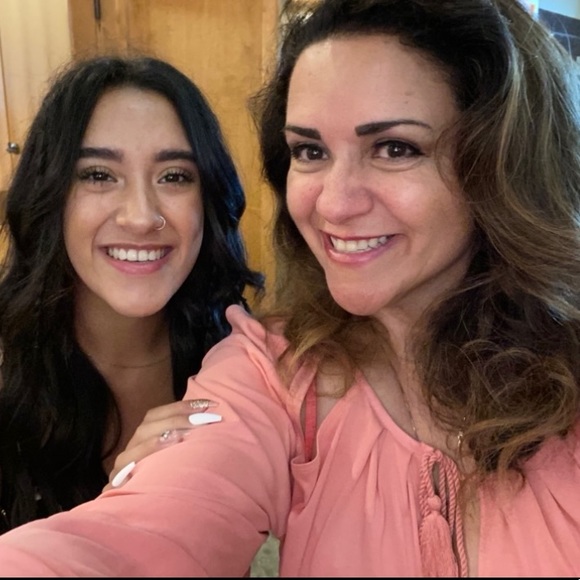 Meet your Posher, Araceli - Picture 4 of 4